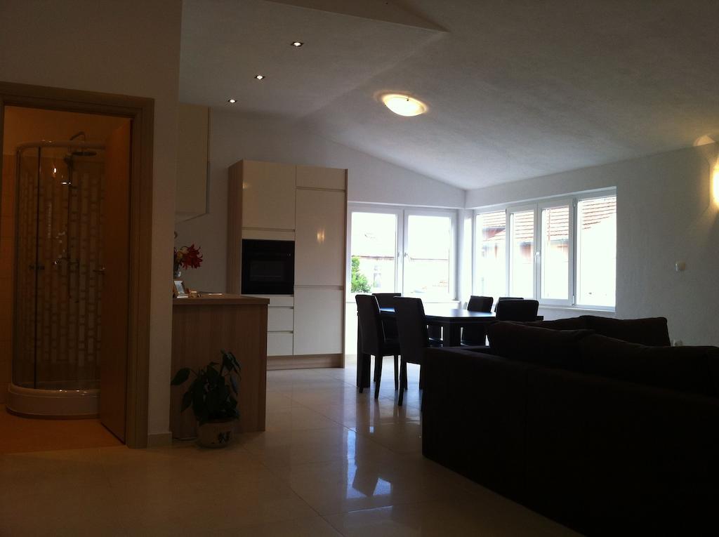 Adriatic Rose Apartment Turanj Zimmer foto