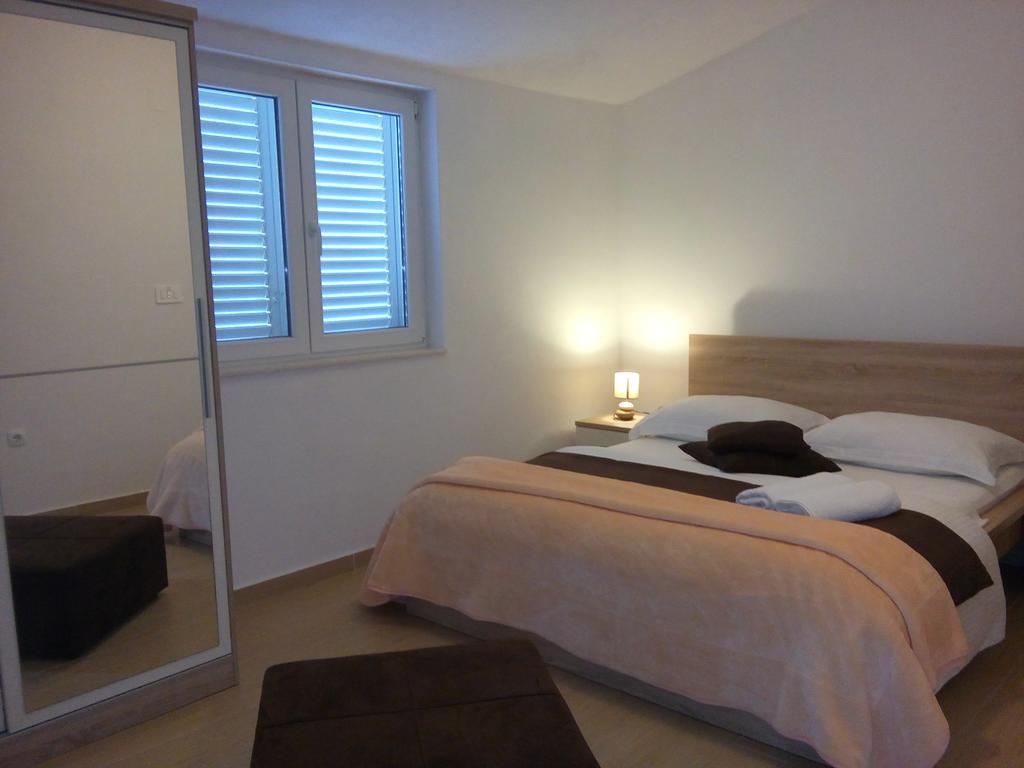 Adriatic Rose Apartment Turanj Exterior foto